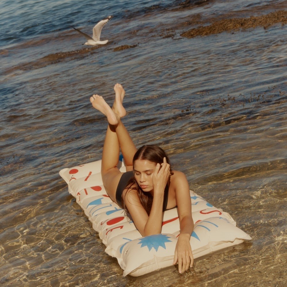 Sunnylife - Dmuchany materac do pływania Vintage Nostalgica