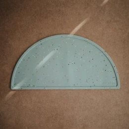 Mushie - Podkładka silikonowa na stół Confetti Cambridge blue